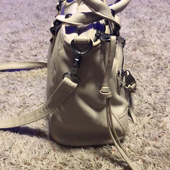 Steve Madden faux leather light grayish color bag - Picture 10 of 11